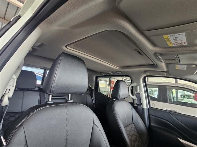 2025 NISSAN D23 ST-X NAVARA 4X4 2.3 DSL AUTO DC ST-X LS WHITE PEARL