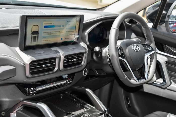 2025 LDV D90 Executive