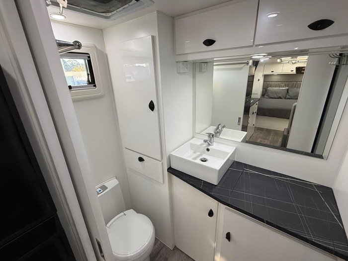 2023 Option RV Distinction