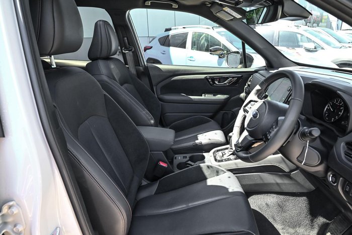 2025 Subaru Forester Touring S6 MY26 AWD Crystal White