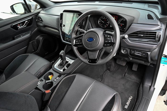 2025 Subaru Forester Touring S6 MY26 AWD Crystal White