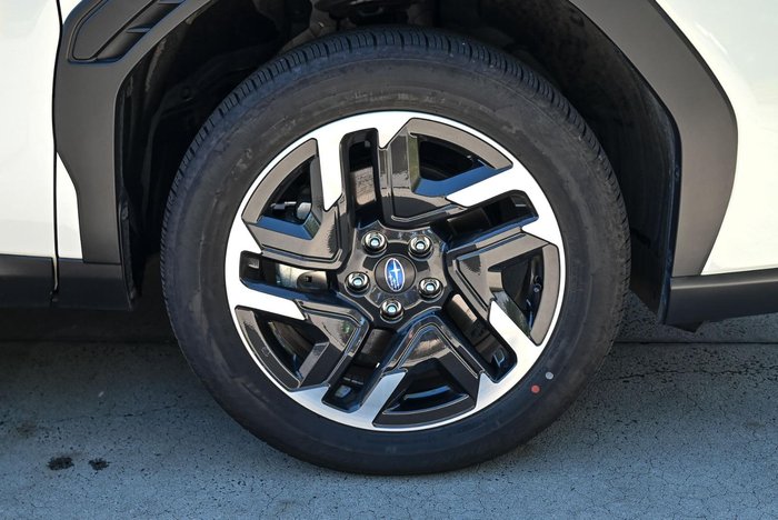 2025 Subaru Forester Touring S6 MY26 AWD Crystal White