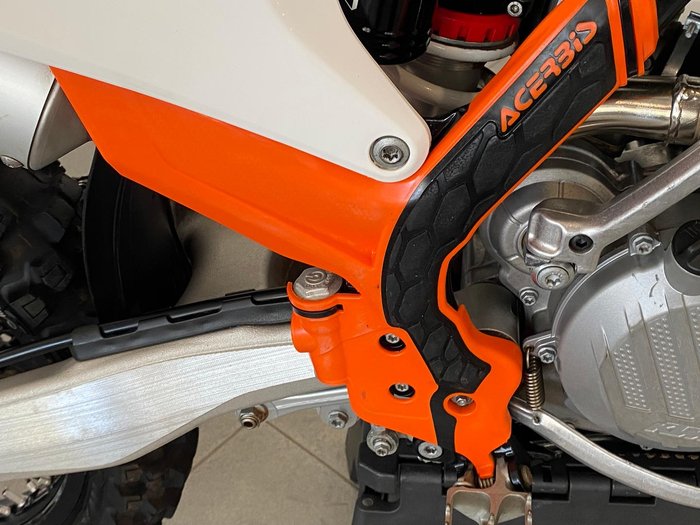 2019 KTM 250 SX SX White