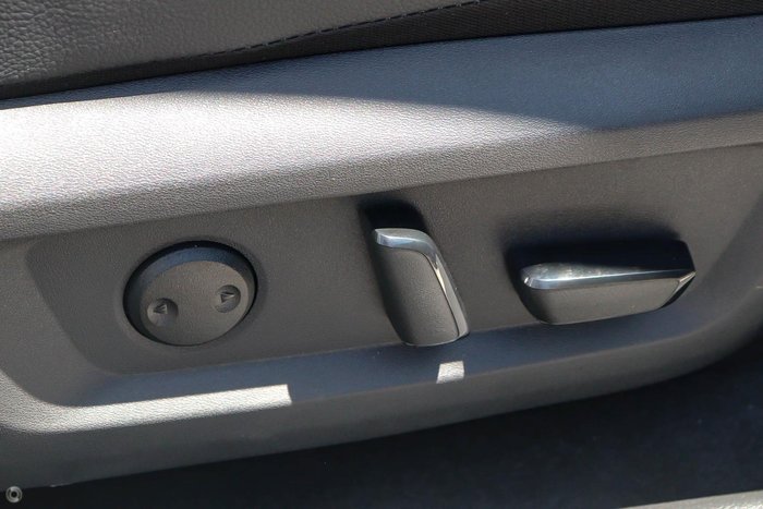 2025 Nissan X-TRAIL Ti