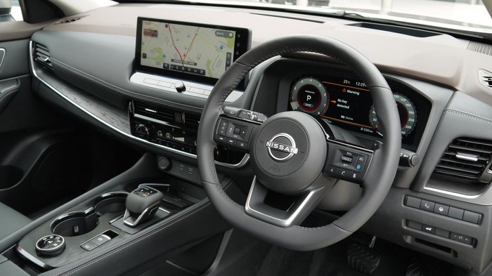 2025 Nissan X-TRAIL Ti