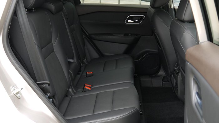 2025 Nissan X-TRAIL Ti