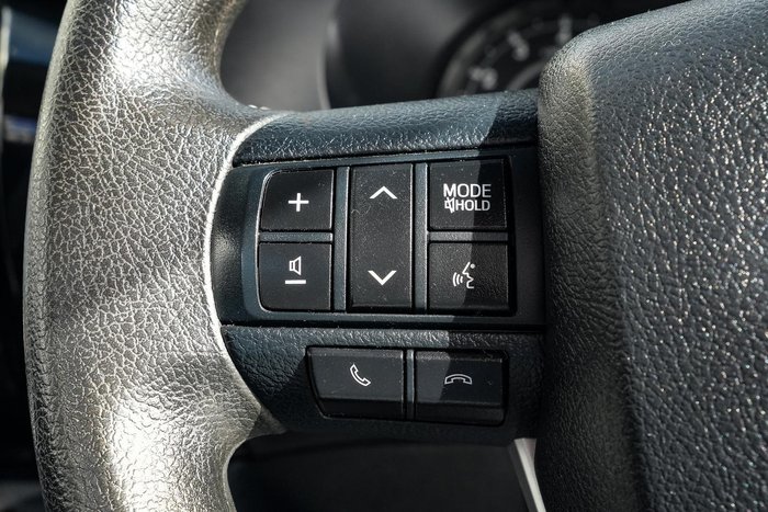 2018 Toyota Hilux Workmate TGN121R 4x2 Glacier White