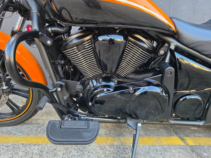 2021 Kawasaki VULCAN 900 (VN900) CUSTOM ORANGE