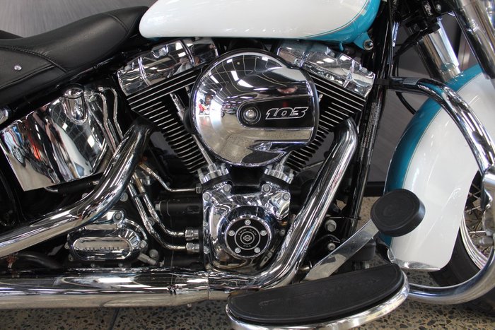 2016 Harley-davidson FLSTC HERITAGE SOFTAIL CLASSIC