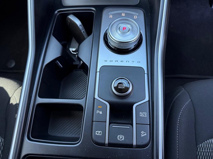 2024 Kia Sorento Sport