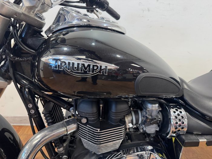 2016 Triumph AMERICA Black