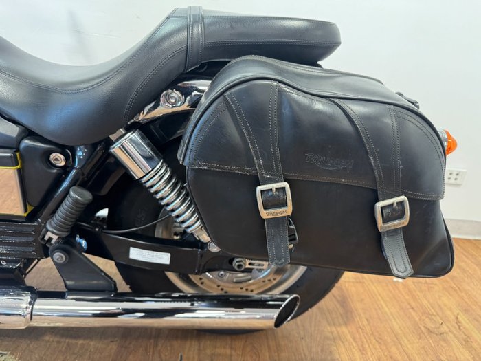 2016 Triumph AMERICA Black