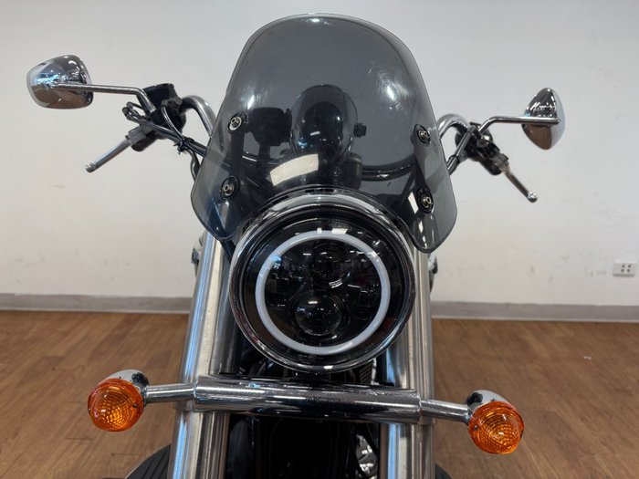 2016 Triumph AMERICA Black