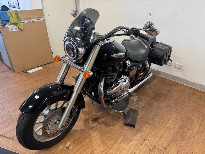 2016 Triumph AMERICA Black