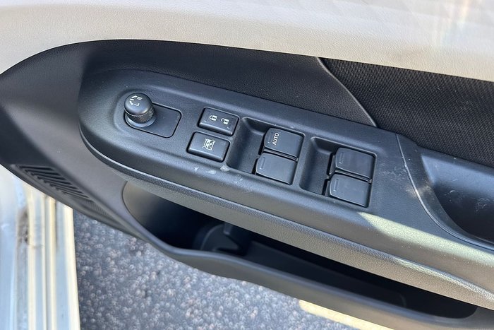 2024 Suzuki Swift Hybrid Plus