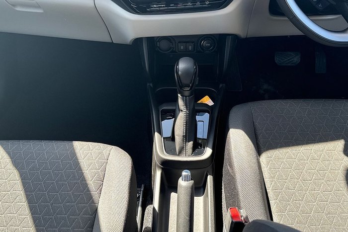 2024 Suzuki Swift Hybrid Plus