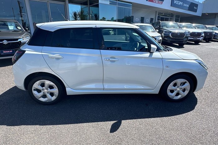 2024 Suzuki Swift Hybrid Plus