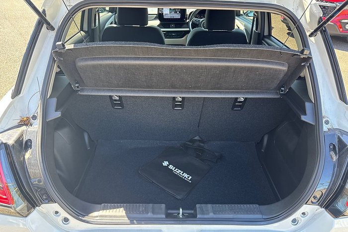 2024 Suzuki Swift Hybrid Plus