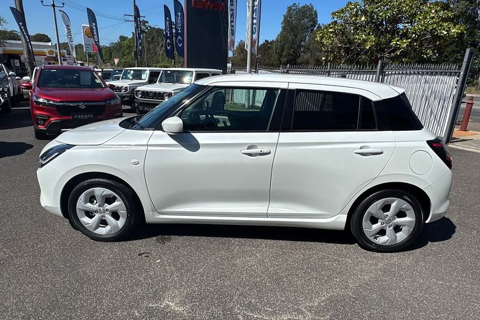 2024 Suzuki Swift Hybrid Plus