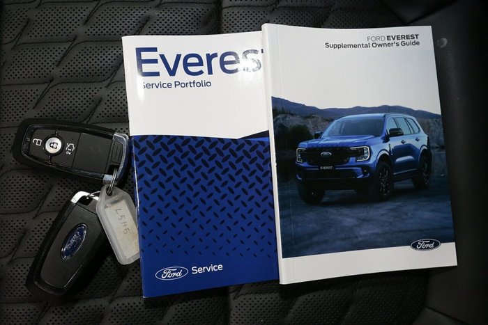 2024 Ford Everest Platinum
