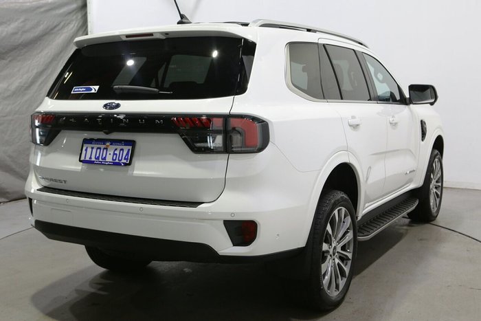 2024 Ford Everest Platinum