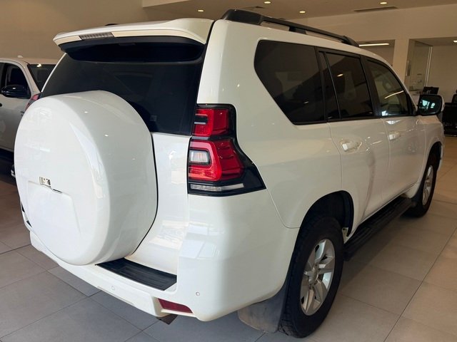 2023 Toyota Prado