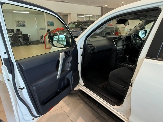 2023 Toyota Prado