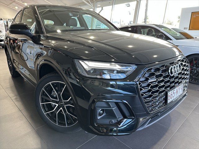 2024 Audi Q5 40 TDI S line