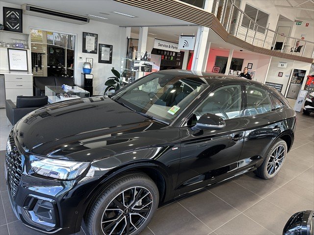 2024 Audi Q5 40 TDI S line