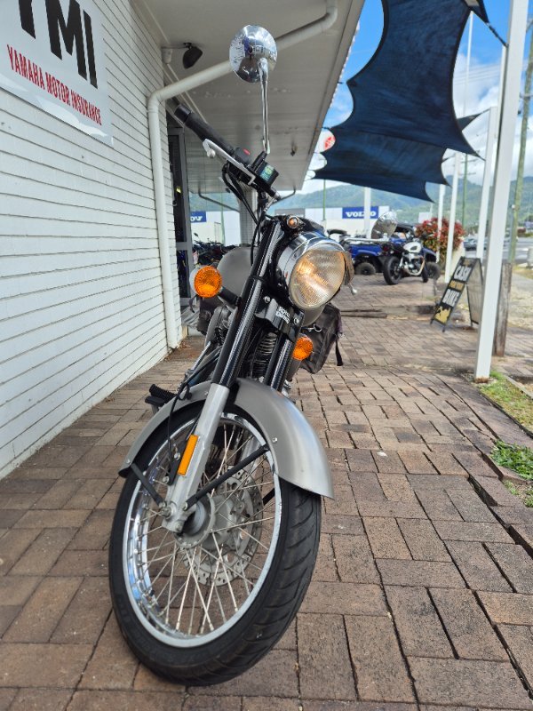 2017 ROYAL ENFIELD (SEE ALSO ENFIEL CLASSIC 500 GREY