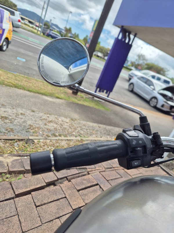 2017 ROYAL ENFIELD (SEE ALSO ENFIEL CLASSIC 500 GREY