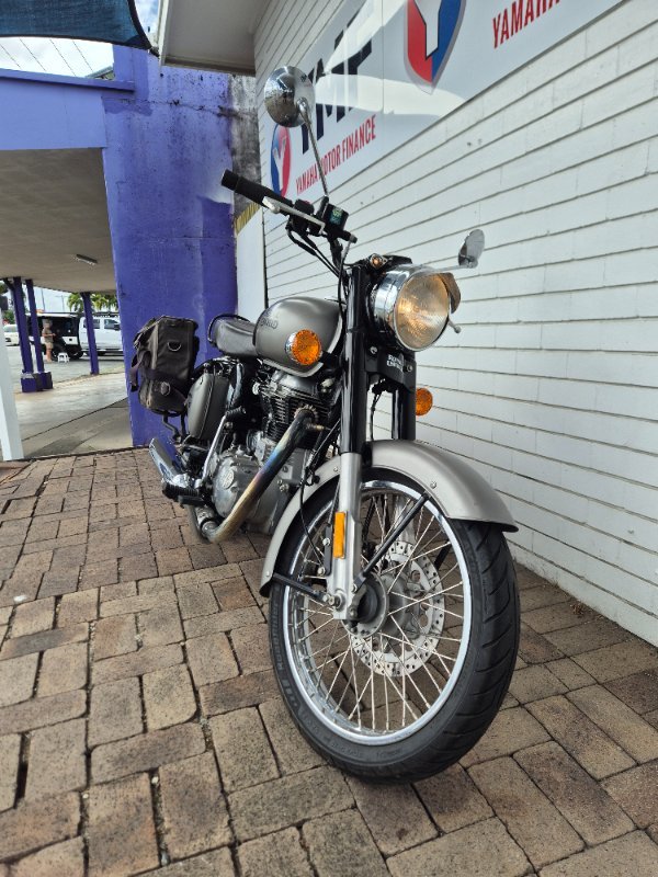 2017 ROYAL ENFIELD (SEE ALSO ENFIEL CLASSIC 500 GREY