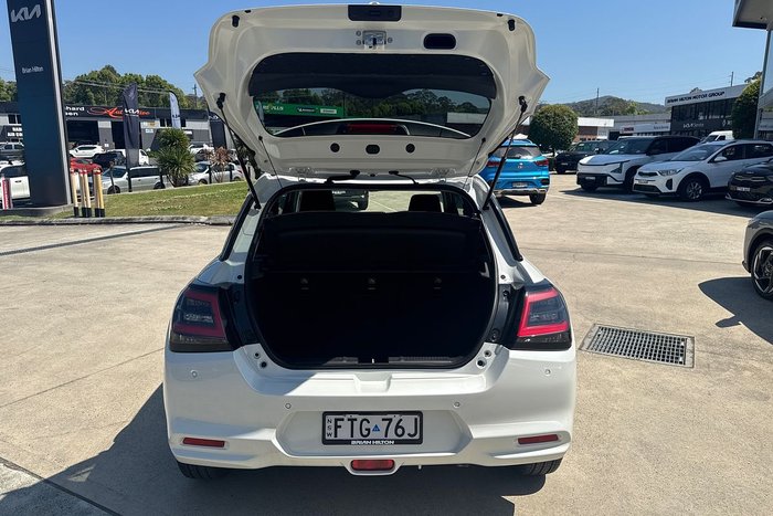 2024 Suzuki Swift Hybrid Plus