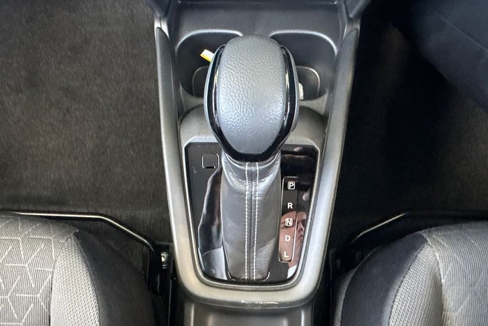 2024 Suzuki Swift Hybrid Plus