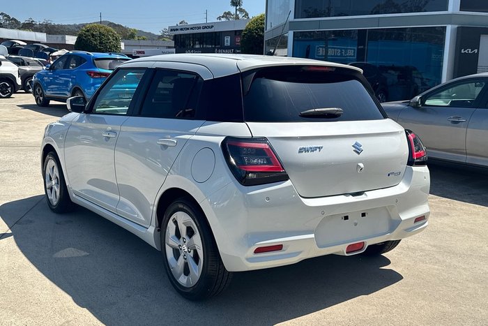 2024 Suzuki Swift Hybrid Plus