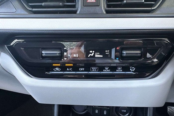 2024 Suzuki Swift Hybrid Plus