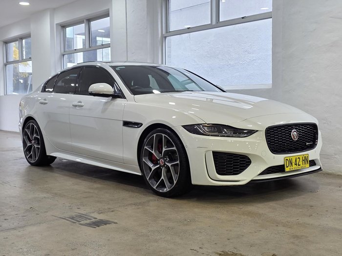 2020 Jaguar XE