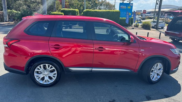 2020 Mitsubishi Outlander ES