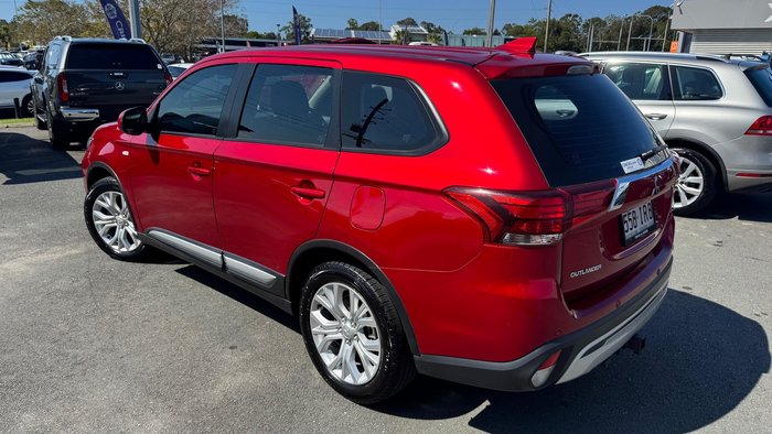 2020 Mitsubishi Outlander ES