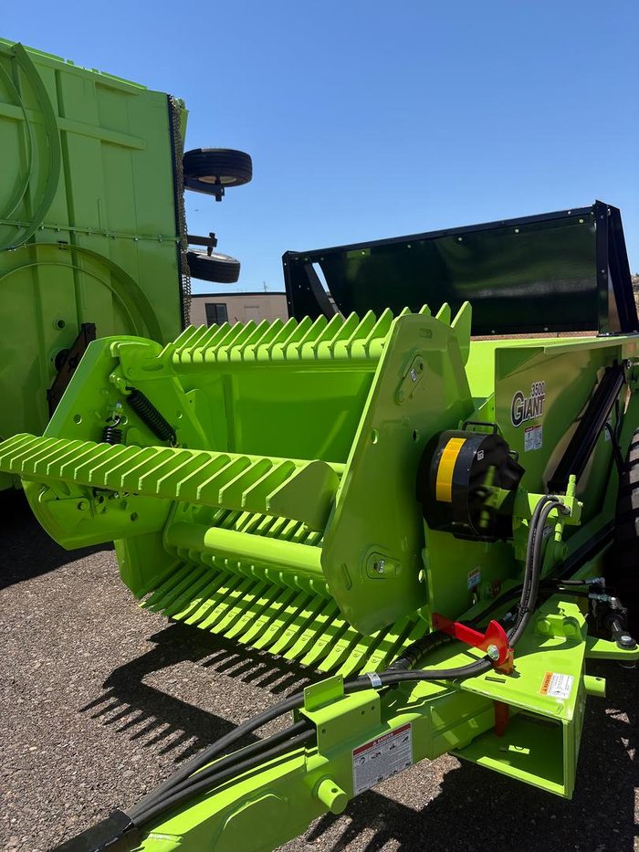 2025 Schulte 3500 Giant