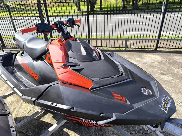 2022 SEA-DOO Spark Trixx 3up