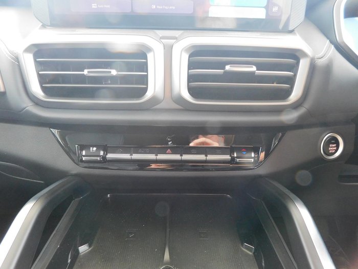 2025 LDV D90 Executive