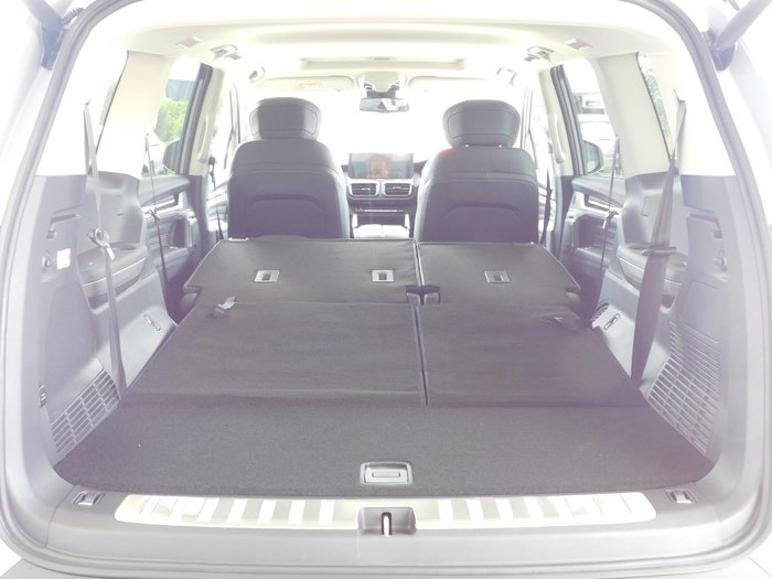 2025 LDV D90 Executive