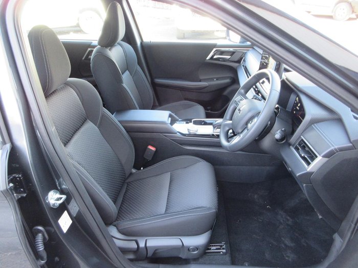 2025 Mitsubishi Outlander ES