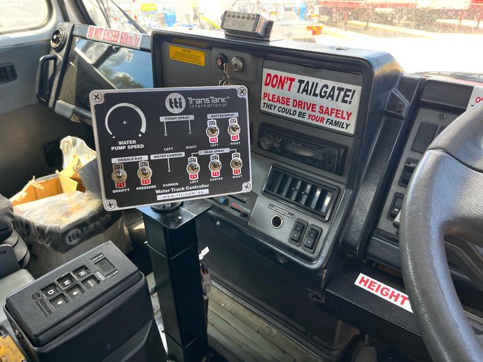 2012 Iveco Acco Tti 13,000L Water Truck Great Condition White