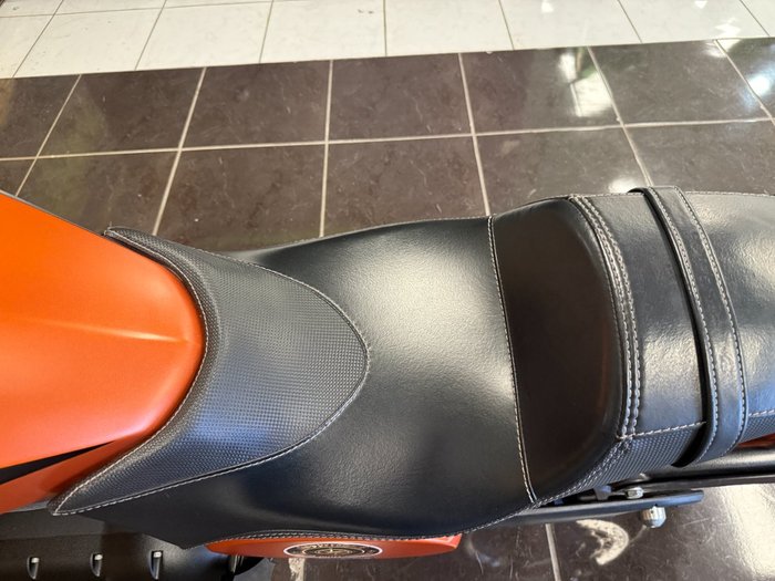 2012 VICTORY JUDGE ORANGE