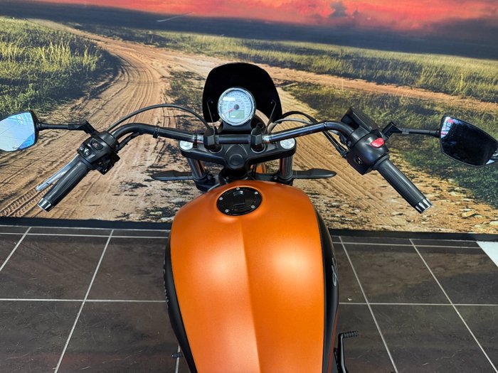 2012 VICTORY JUDGE ORANGE