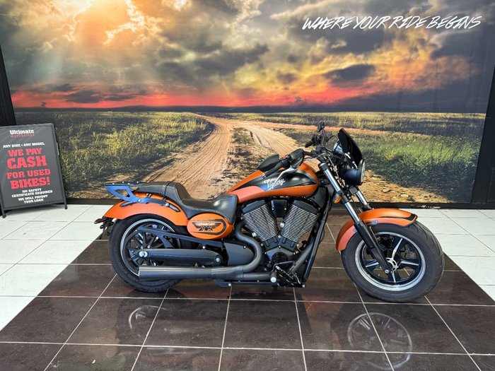 2012 VICTORY JUDGE ORANGE