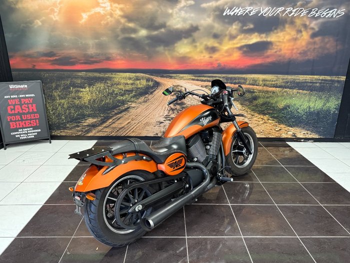2012 VICTORY JUDGE ORANGE