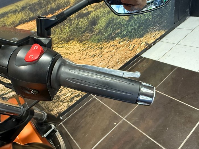 2012 VICTORY JUDGE ORANGE